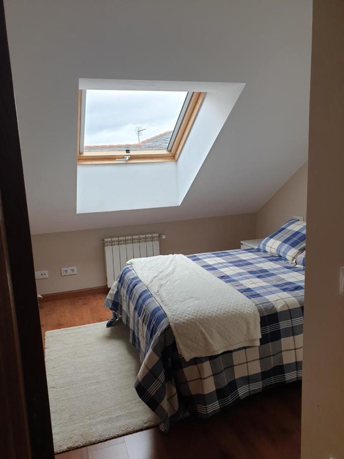 Atico Cine Colon Apartman Ribadeo Kültér fotó