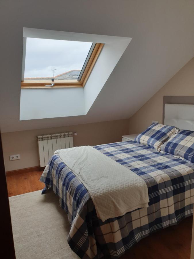 Atico Cine Colon Apartman Ribadeo Kültér fotó
