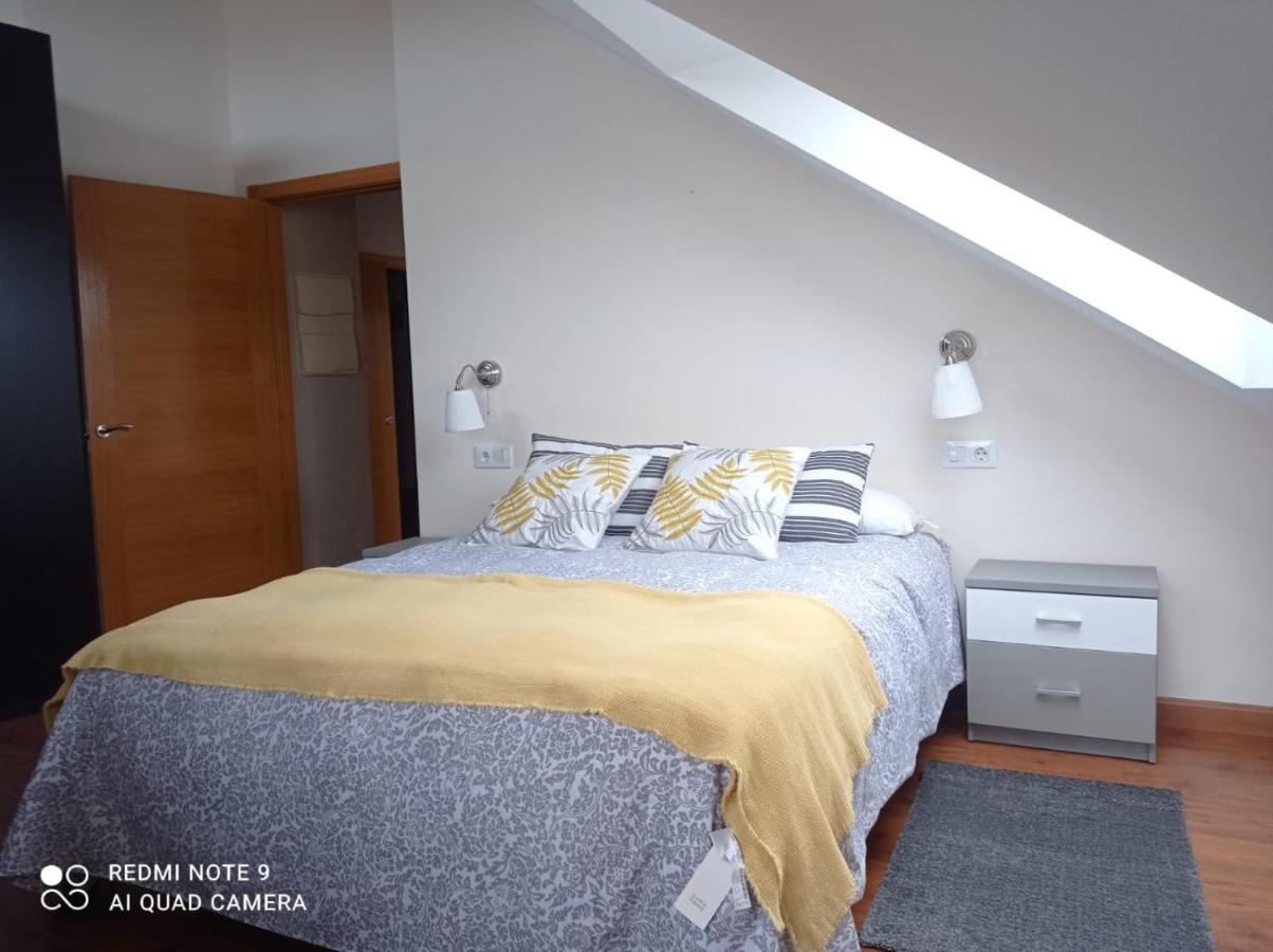 Atico Cine Colon Apartman Ribadeo Kültér fotó