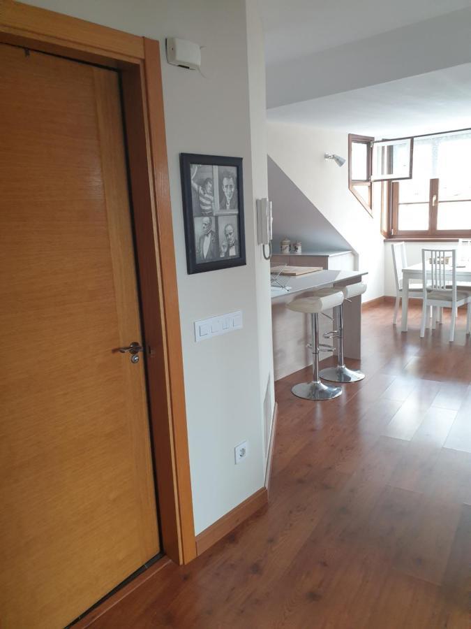 Atico Cine Colon Apartman Ribadeo Kültér fotó