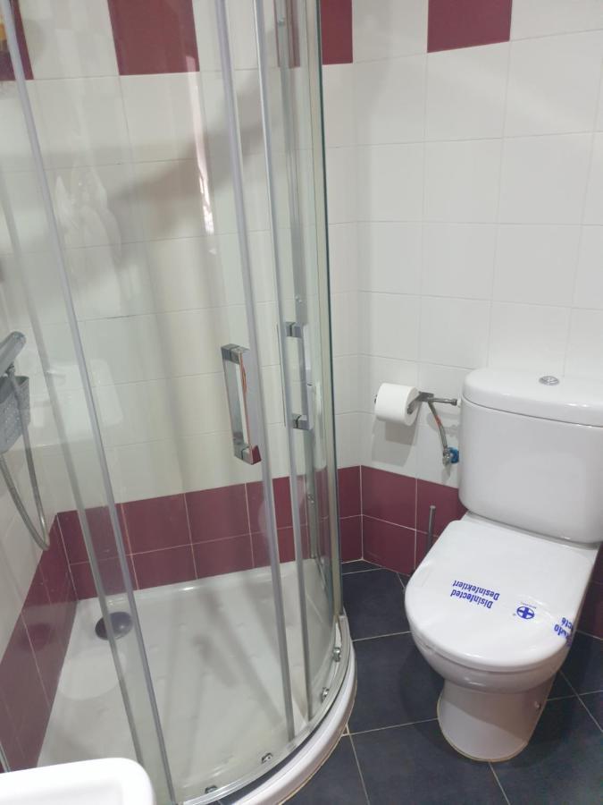 Atico Cine Colon Apartman Ribadeo Kültér fotó