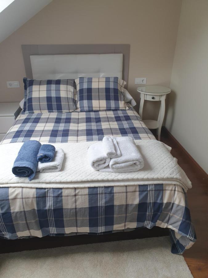 Atico Cine Colon Apartman Ribadeo Kültér fotó