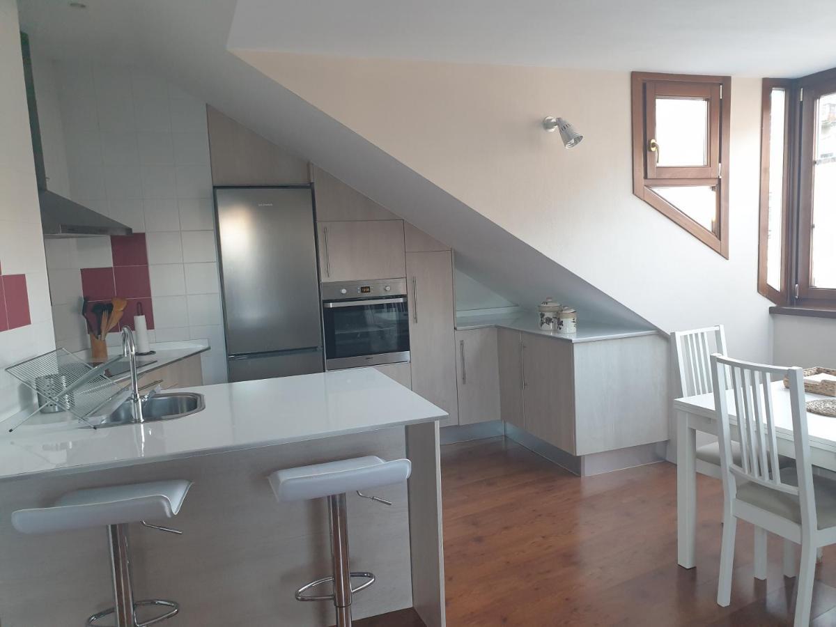 Atico Cine Colon Apartman Ribadeo Kültér fotó